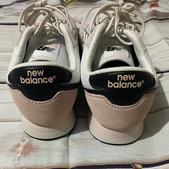 New Balance 311 Women Sneakers - Picture 4 of 7